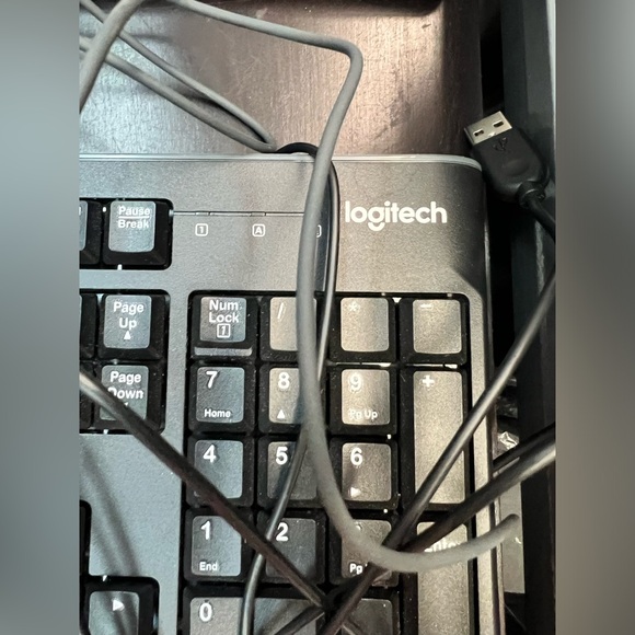 Logitech Keyboard and Mouse - Picture 3 of 16